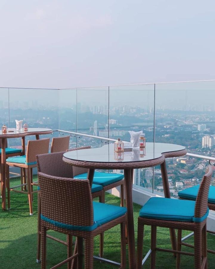 Pinnacle Pj @ Penguin Homes Petaling Jaya Exterior photo