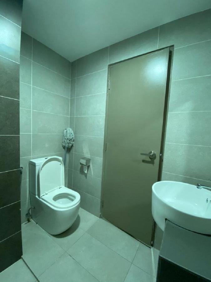 Pinnacle Pj @ Penguin Homes Petaling Jaya Exterior photo