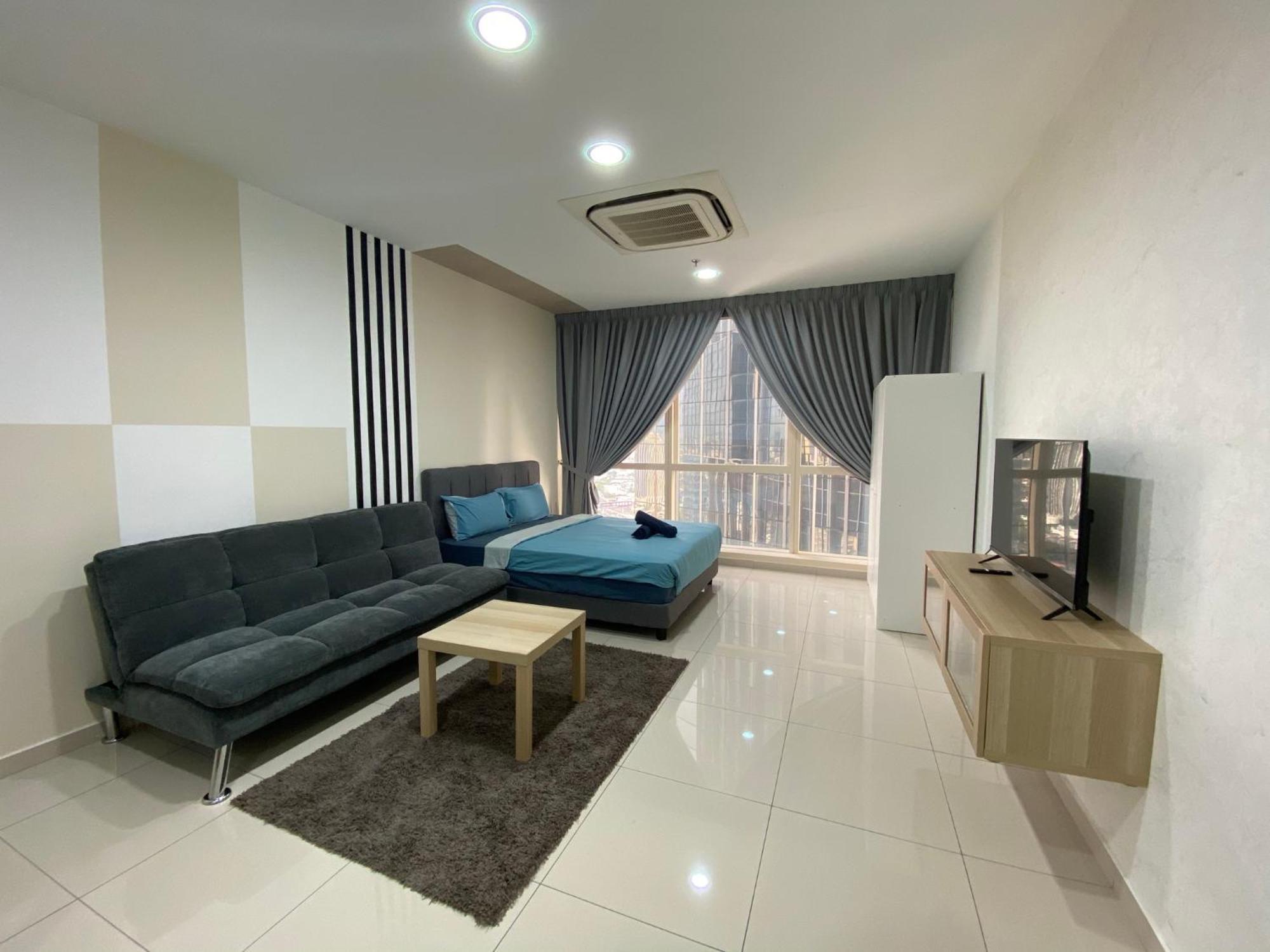Pinnacle Pj @ Penguin Homes Petaling Jaya Exterior photo